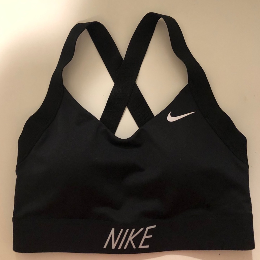 Nike Black Cross-Back Sports Bra